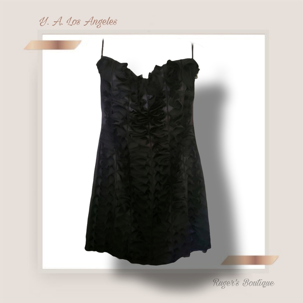🌿YA Los Angeles Womens Black Mini Ruffle Dress size Medium - Picture 2 of 8